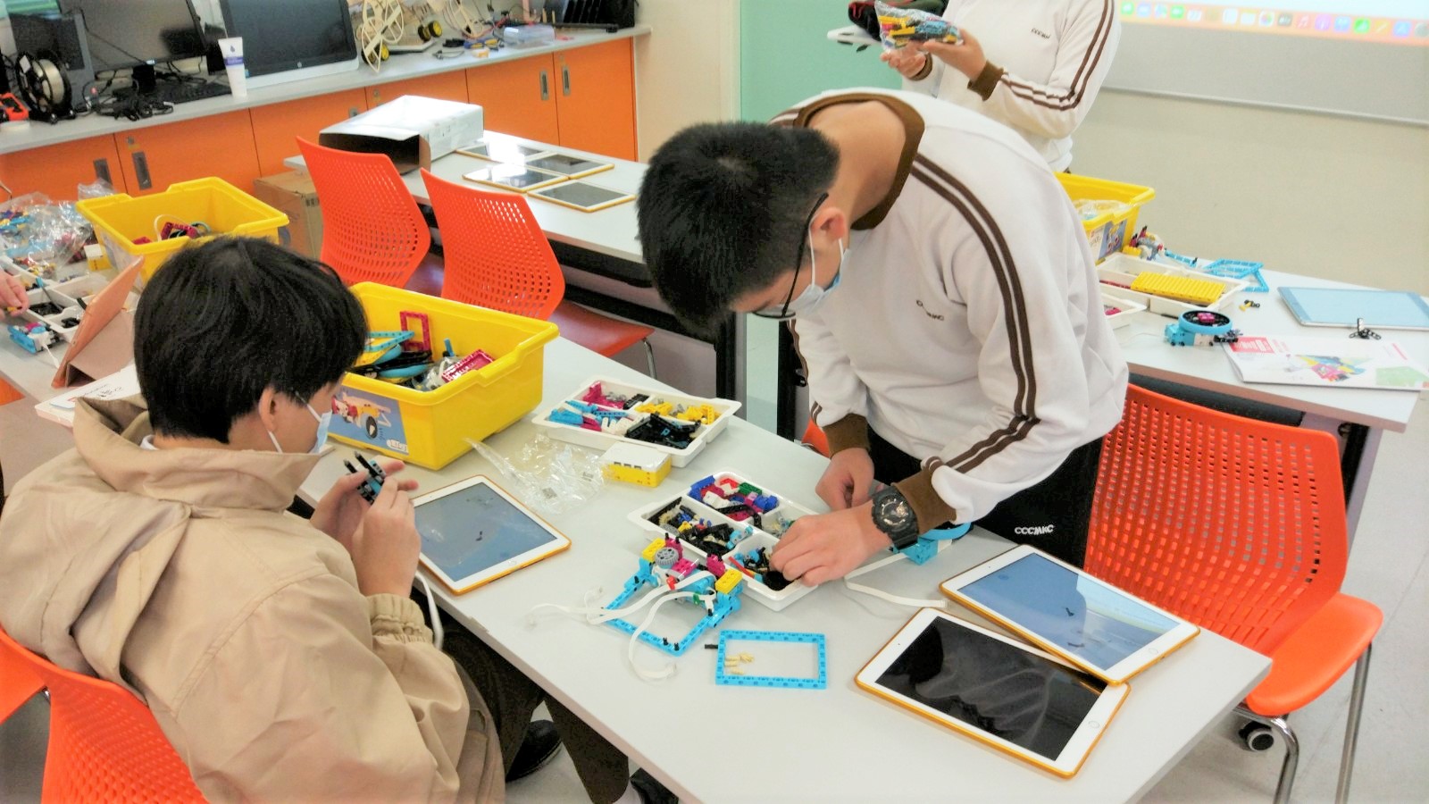 FLL Student Course - CCC Ming Kei College